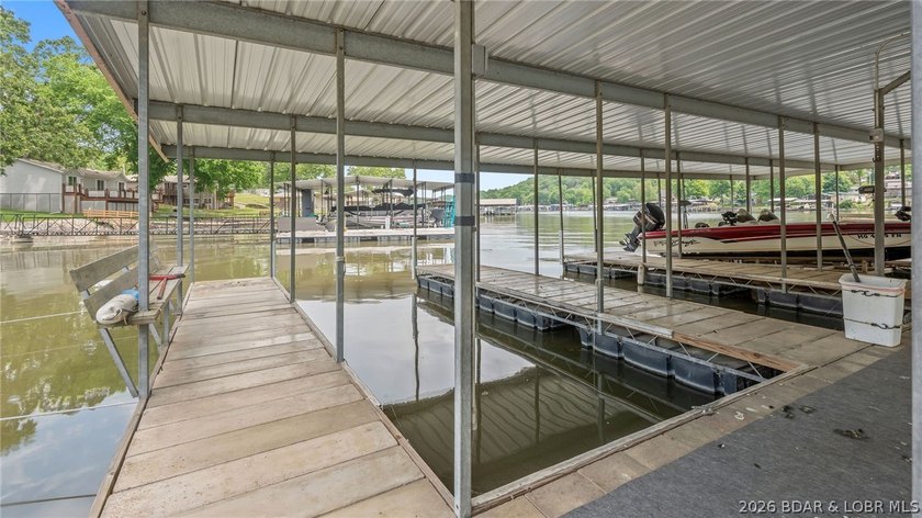 Move-in ready lakeview cabin featuring 2 bedrooms, 1 bath, and - photo 49