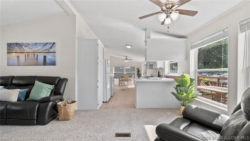 Experience the best of Lake of the Ozarks living in this - photo 17