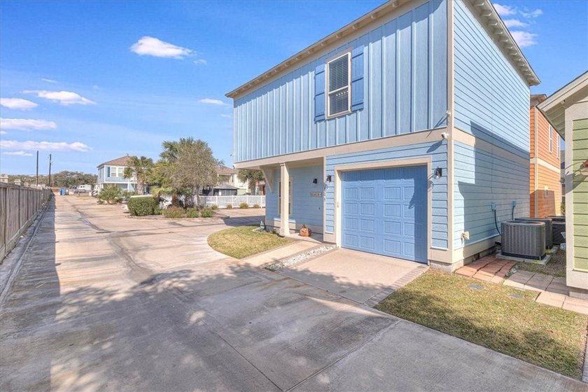 Coastal elegance meets modern comfort in this beautifully - photo 3