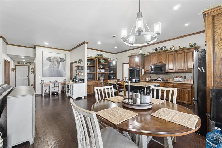 Beautiful one level home on a gorgeous .83 acre cul-de-sac lot! - photo 14
