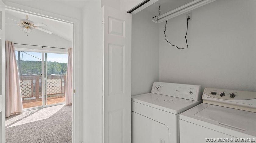 Move-in ready lakeview cabin offering 3 bedrooms, 2 baths, and - photo 15