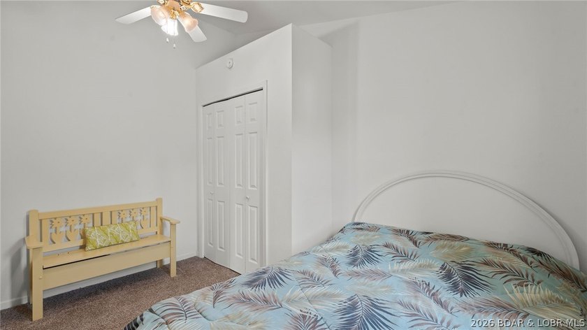 Move-in ready lakeview cabin offering 3 bedrooms, 2 baths, and - photo 30
