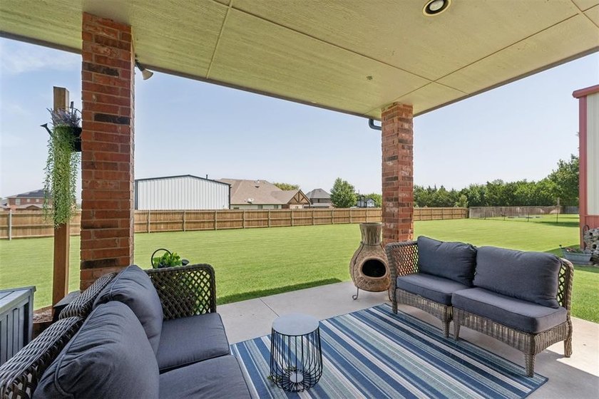 Beautiful one level home on a gorgeous .83 acre cul-de-sac lot! - photo 41