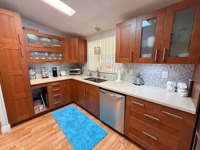 Welcome to an exceptional home in Lake Haven, one of Dunedin's - photo 4
