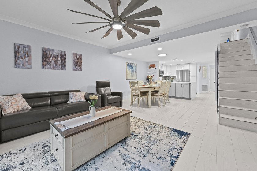 Welcome home to this beautifully remodeled 3-bedroom, 2.5-bath - photo 18