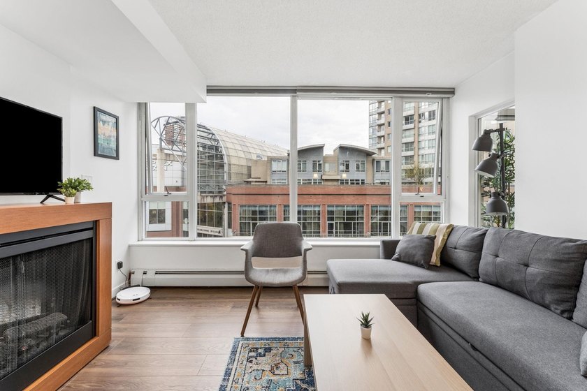 Welcome to Firenze Towers, where lifestyle, convenience, and - photo 11