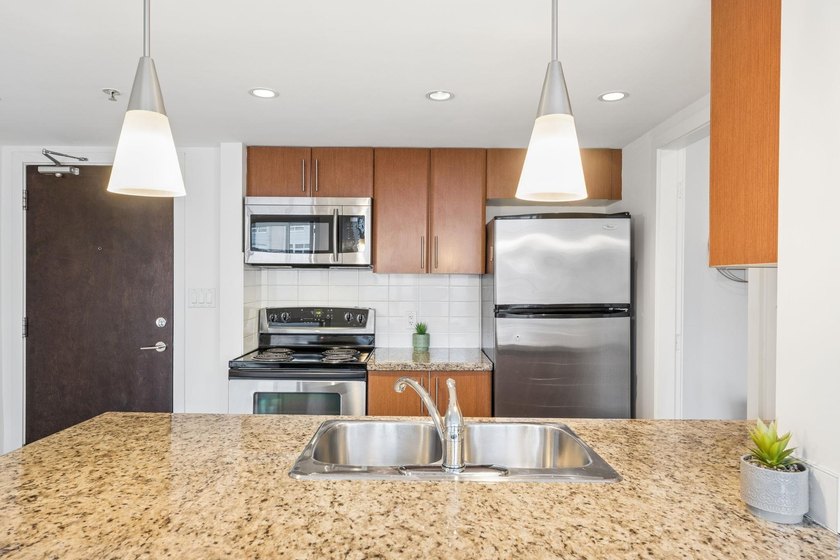 Welcome to Firenze Towers, where lifestyle, convenience, and - photo 12