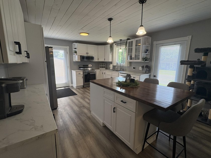 Completely reimagined from the inside out, 422 Peltoma blends - photo 4