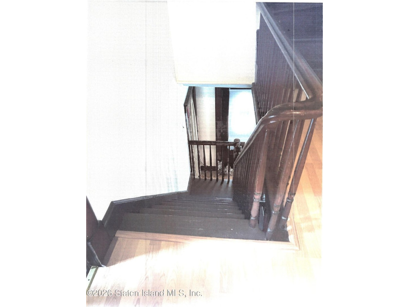 Unique gem of a house. 10-11 rooms. Consult with architect. Can - photo 23