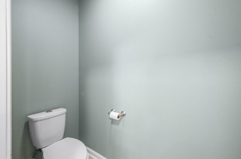 This is a short sale property. Welcome to this charming - photo 25