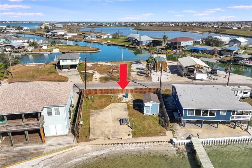 PREMIER BAYFRONT LOT - *PRICE IMPROVEMENT* - Wake up to endless - photo 5