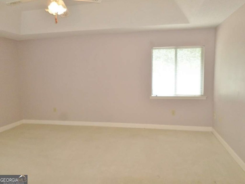 Previous buyers got *cold feet.* So now available again - photo 20