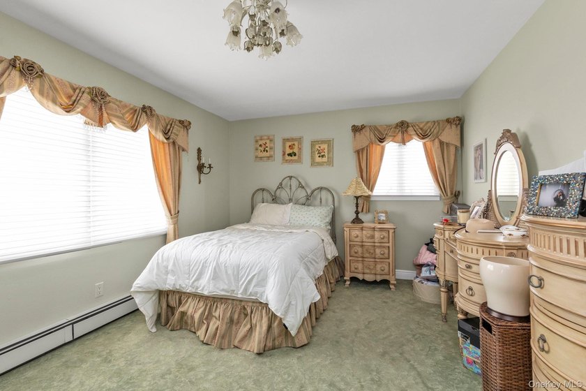 Welcome to 2114 Donna Drive. This big bold and beautifully - photo 22