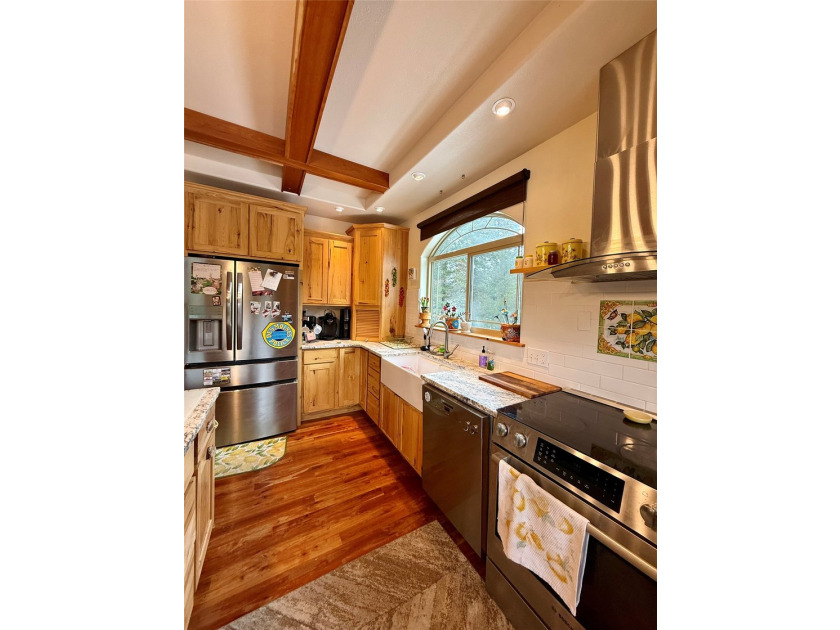 This peaceful Montana property sits on 39.90 acres offering a - photo 30
