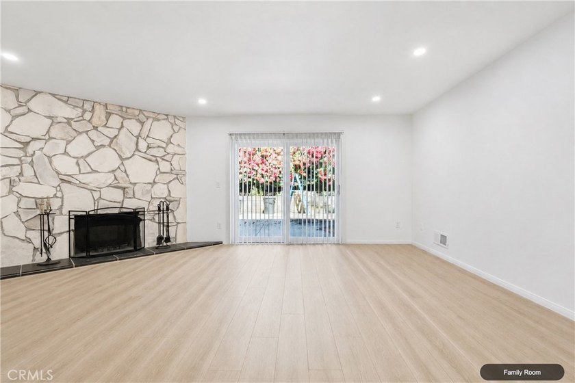 Welcome to this beautifully maintained and thoughtfully updated - photo 11