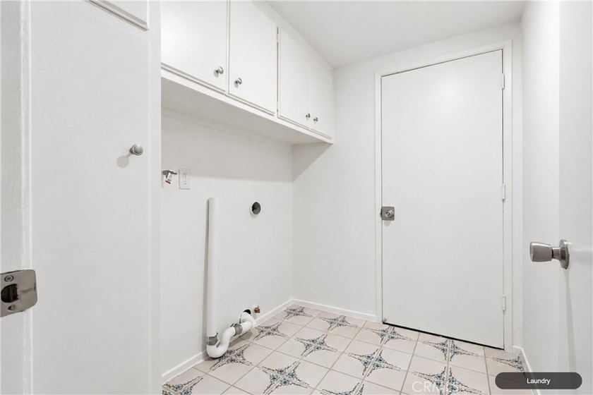 Welcome to this beautifully maintained and thoughtfully updated - photo 27