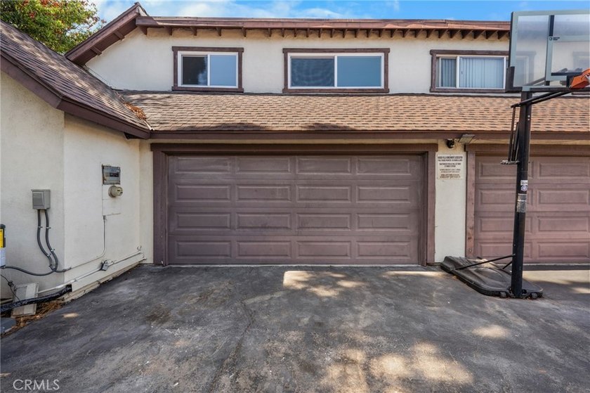 Beautifully Updated 3-Bedroom Home in Prime Torrance Location! - photo 38