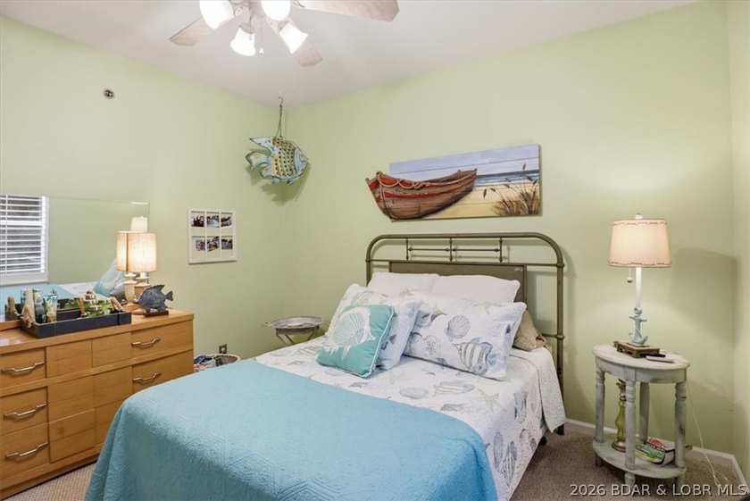 Cute, updated, and completely move-in ready-just bring your - photo 22