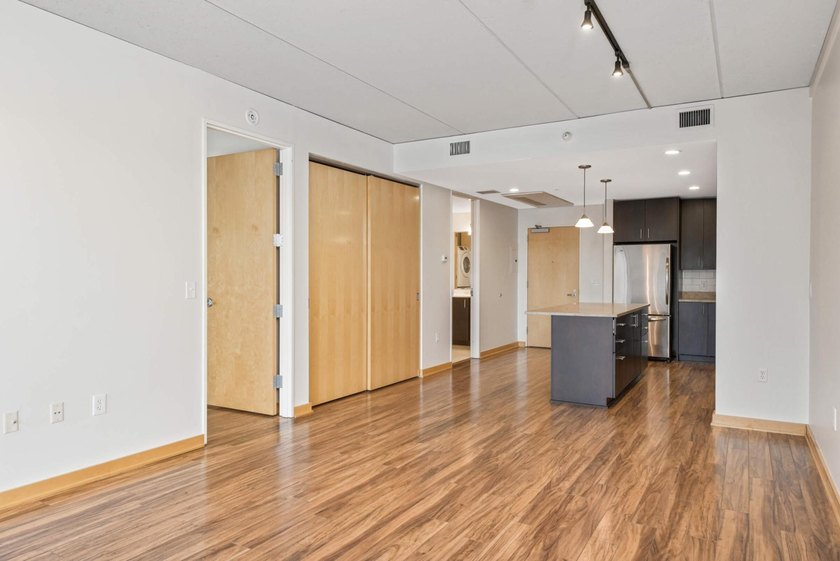 This stylish 1 bed condo at Cobalt offers an unmatched level of - photo 17