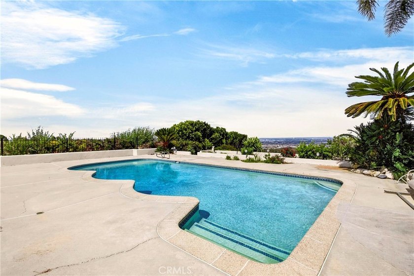 VIEW ! VIEW ! VIEW! One of the best view in the area. The home - photo 35