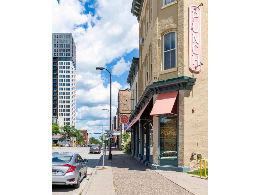 This stylish 1 bed condo at Cobalt offers an unmatched level of - photo 49