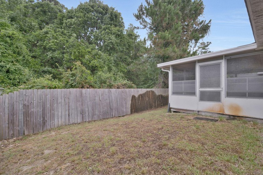 Welcome to Tecumseh Lane in the desirable gated Cobia Bay - photo 19