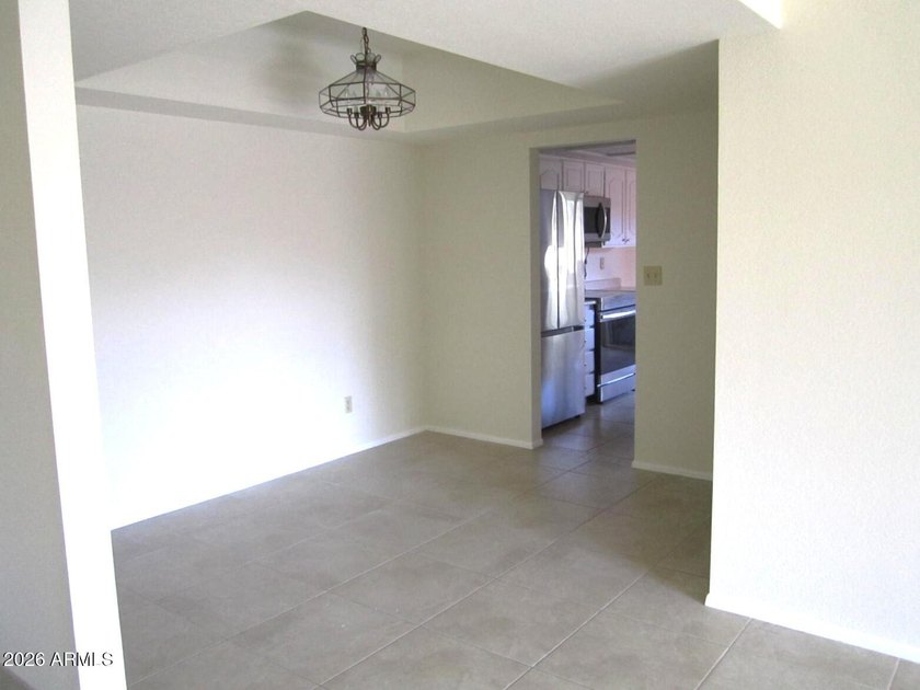 READY TO SHOW-READY TO SELL! ELEVATOR LEADS TO VERY QUIET TOP - photo 6
