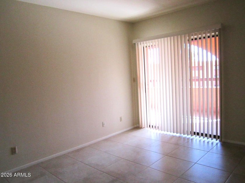 READY TO SHOW-READY TO SELL! ELEVATOR LEADS TO VERY QUIET TOP - photo 10