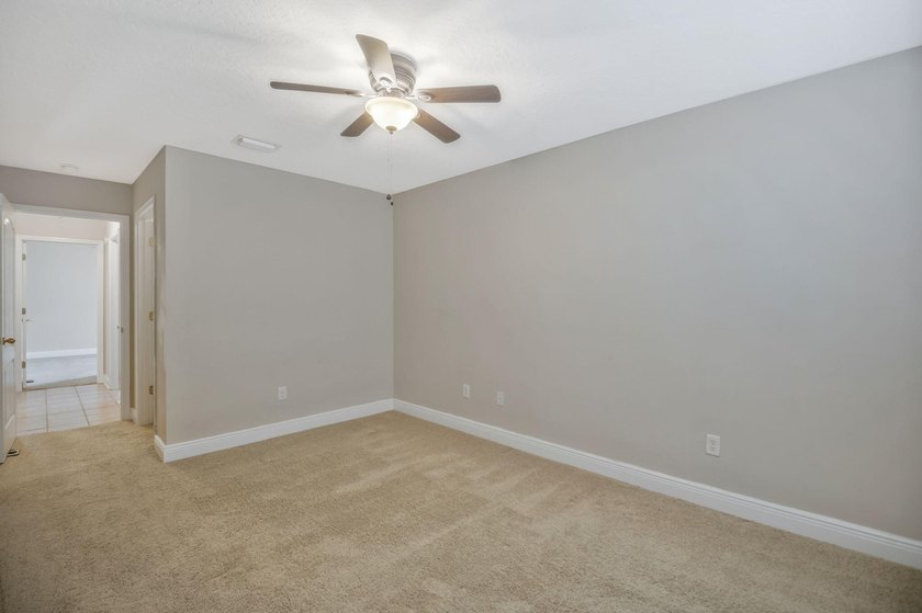Welcome to Tecumseh Lane in the desirable gated Cobia Bay - photo 33