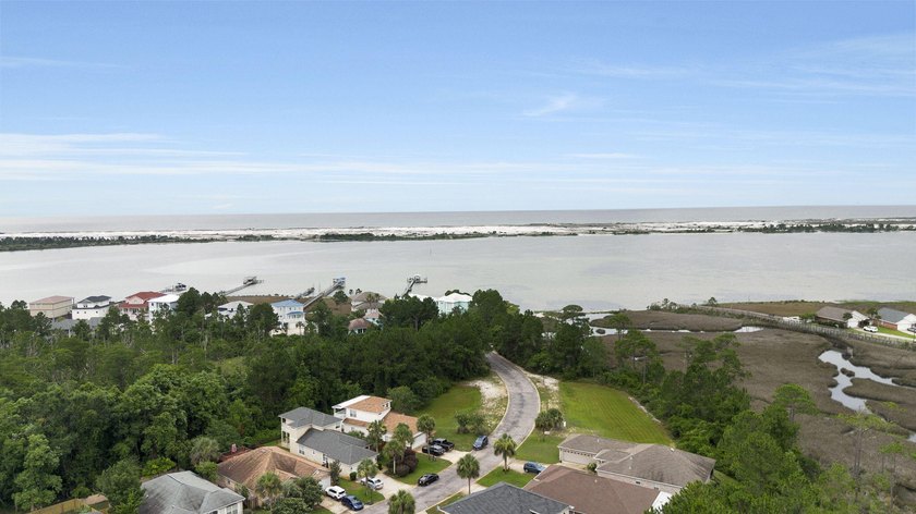 Welcome to Tecumseh Lane in the desirable gated Cobia Bay - photo 38
