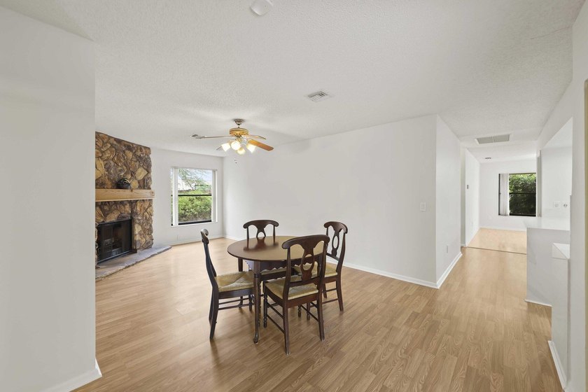 Move right into this beautifully updated 4-bedroom + office - photo 21