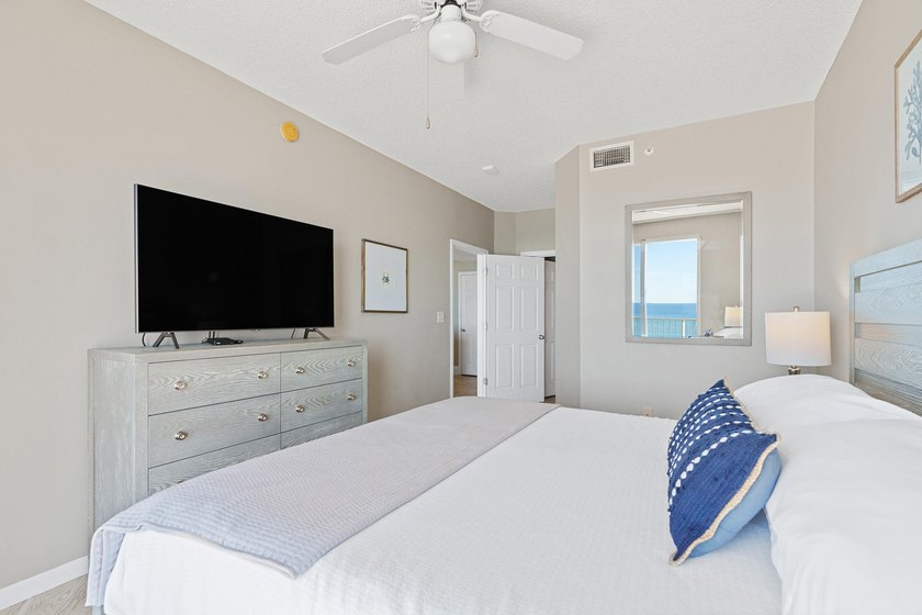 UPDATED CONDO located at Majestic Sun with direct garage access - photo 28