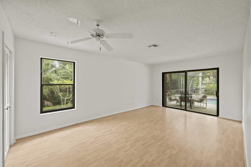 Move right into this beautifully updated 4-bedroom + office - photo 29