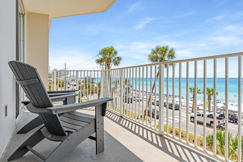 UPDATED CONDO located at Majestic Sun with direct garage access - photo 30