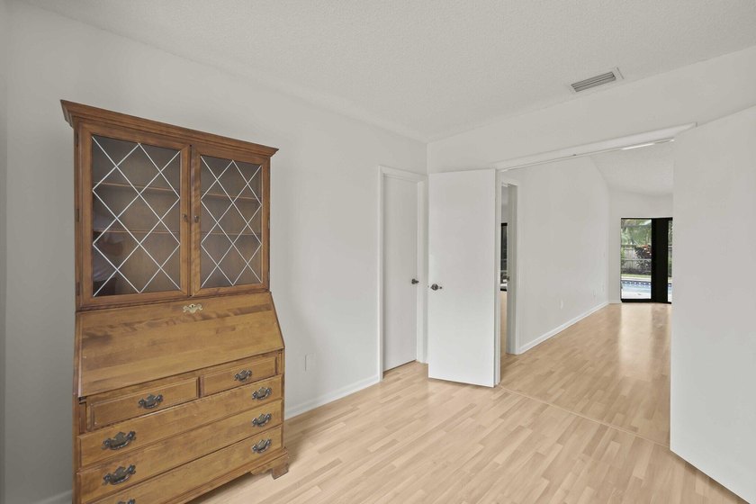 Move right into this beautifully updated 4-bedroom + office - photo 30