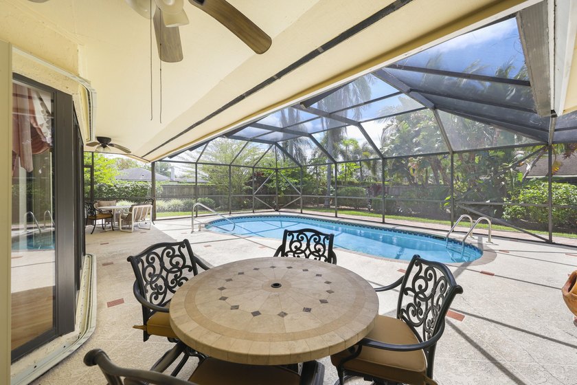 Move right into this beautifully updated 4-bedroom + office - photo 42