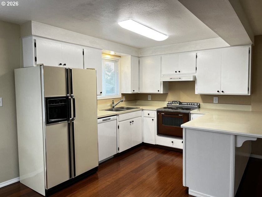 Versatile two-story home offering an ideal multi-generational - photo 42
