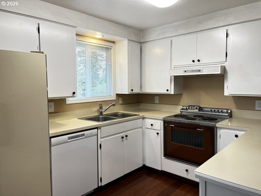 Versatile two-story home offering an ideal multi-generational - photo 44