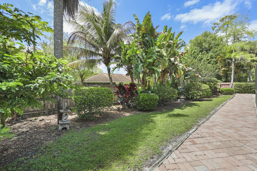 Move right into this beautifully updated 4-bedroom + office - photo 48