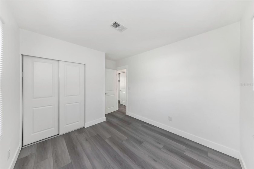 Virtually Staged. Welcome to this beautifully renovated - photo 31