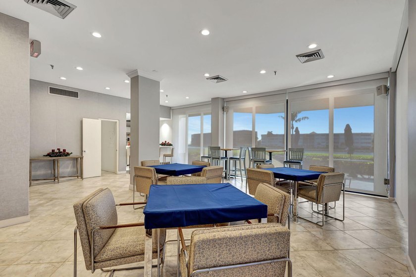 Beautiful 2BR / 2BA unit features a timeless, cool coastal style - photo 37