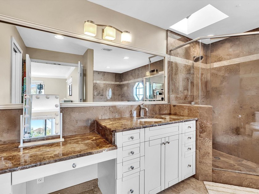 Welcome to this well-appointed three-bedroom - photo 36