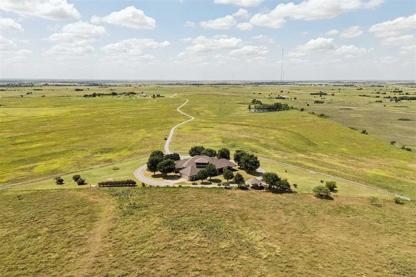 Beautiful custom built, one owner home on 150 acres with - photo 8