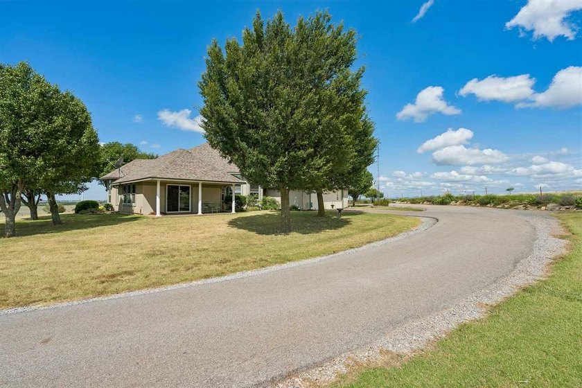 Beautiful custom built, one owner home on 150 acres with - photo 10