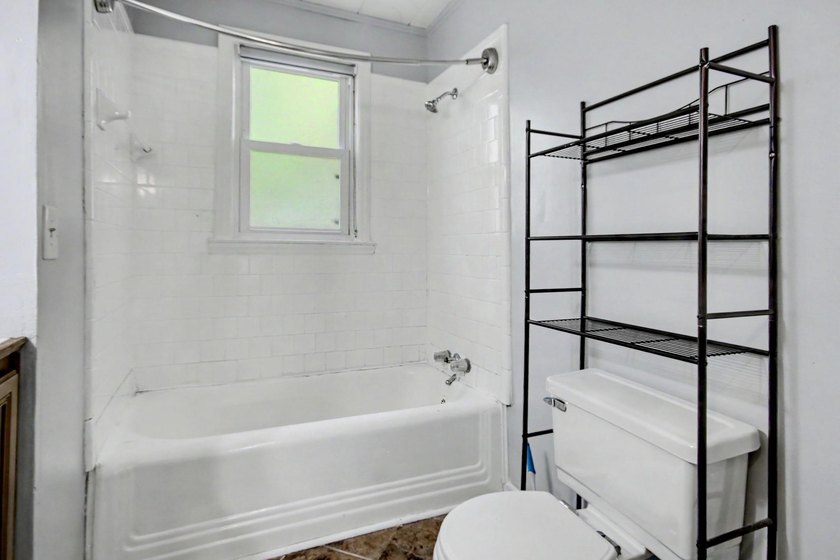Welcome to 321 Park Street, Georgetown, SC, which is a charming - photo 18