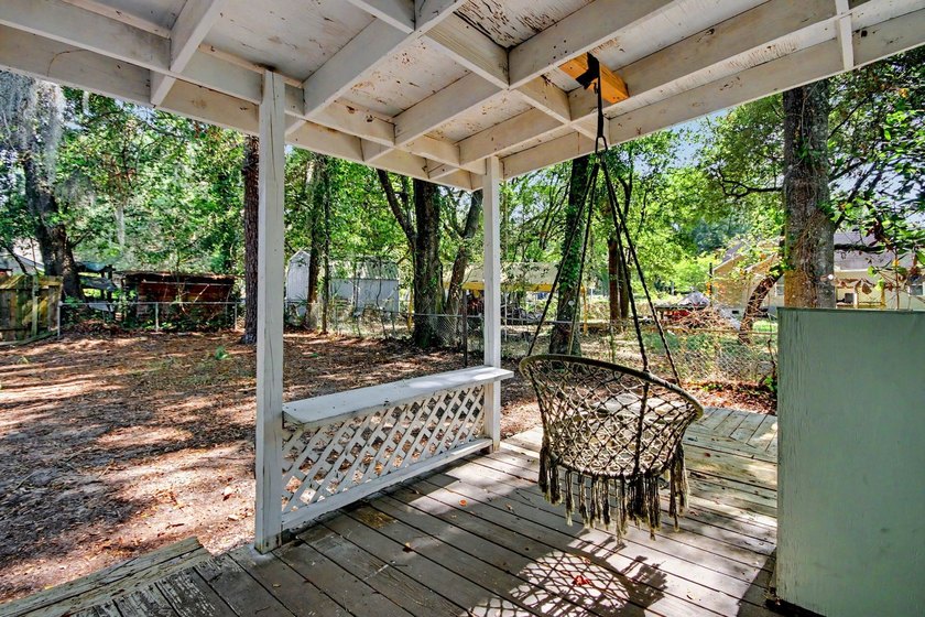 Welcome to 321 Park Street, Georgetown, SC, which is a charming - photo 21