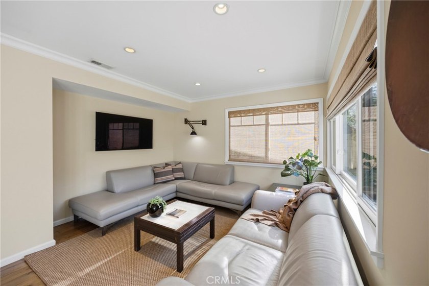 Welcome to 9601 Dumbreck Drive, a beautifully updated Granada - photo 21