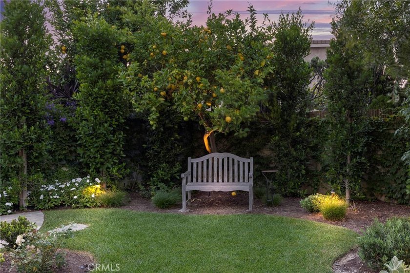 Welcome to 9601 Dumbreck Drive, a beautifully updated Granada - photo 44