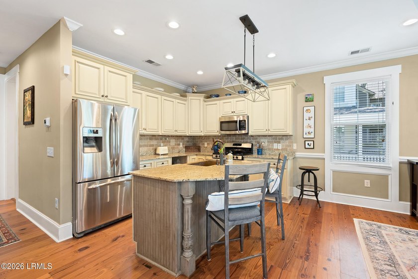 Timeless Lowcountry architecture meets modern comfort in this 4 - photo 15