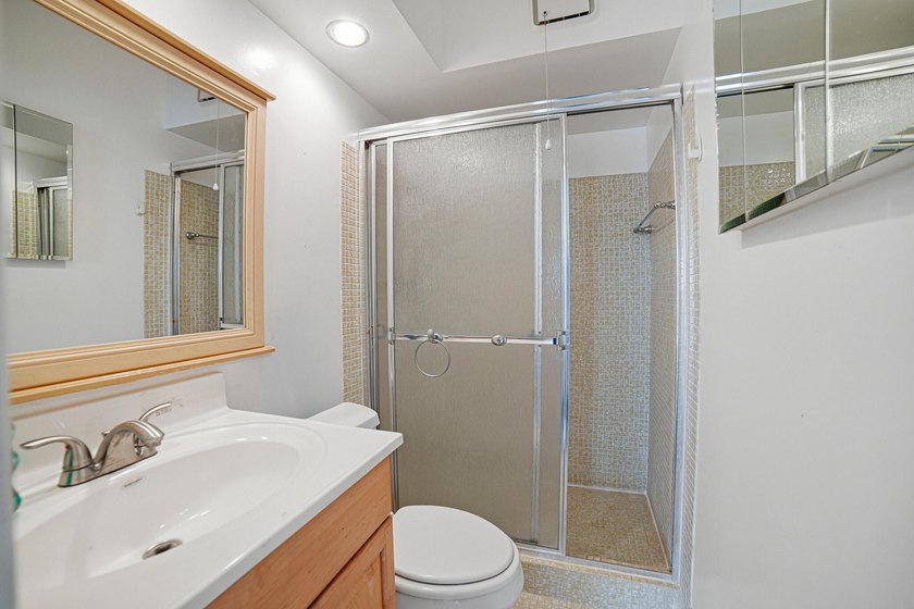 Motivated Seller! RARE DIRECT INTRACOASTAL WATER VIEWS in this 2 - photo 25